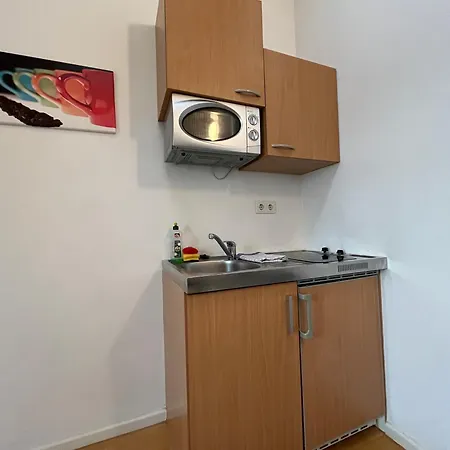 Simplex Am Ludwigsplatz Ξενοδοχείο με διαμερίσματα