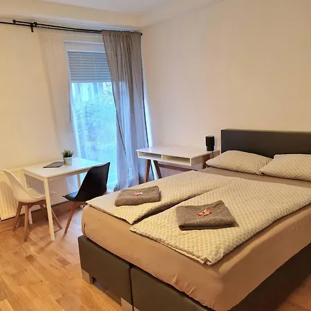 Simplex Am Ludwigsplatz * Καρλσρούη