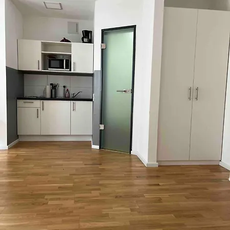 Simplex Am Ludwigsplatz Ξενοδοχείο με διαμερίσματα *