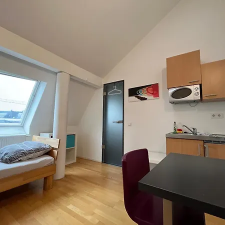 Ξενοδοχείο με διαμερίσματα Simplex Am Ludwigsplatz