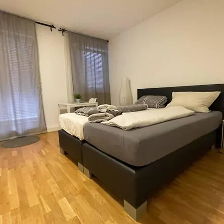Simplex Am Ludwigsplatz Ξενοδοχείο με διαμερίσματα